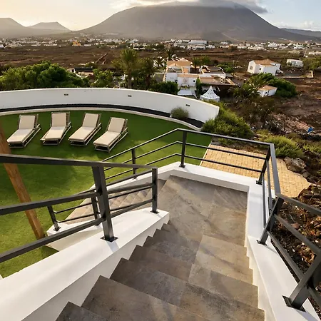 Volcanoa Villa